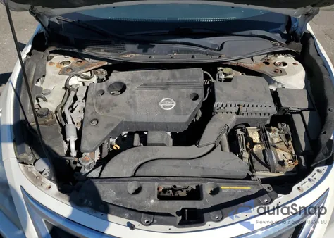 2014 Nissan Altima 2.5 z USA, uszkodzony, nr VIN 1N4AL3AP4EC157003